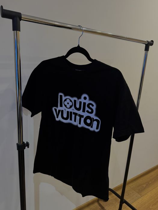 Louis Vuitton тенискка S и M