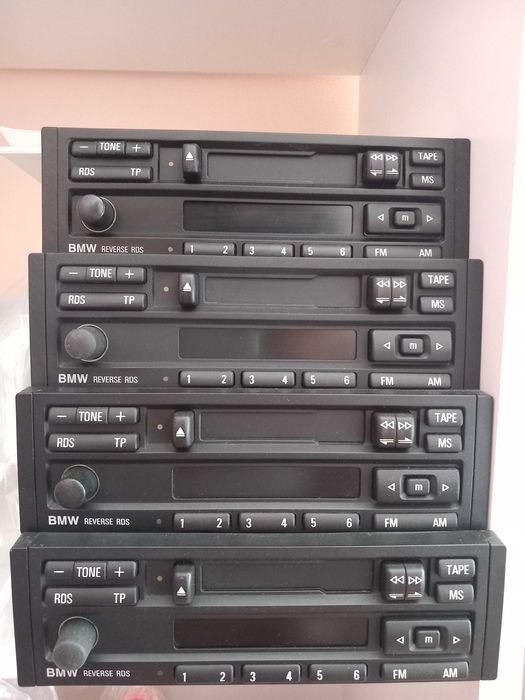 Касетофони BMW Business и Reverse RDS с блутут и AUX