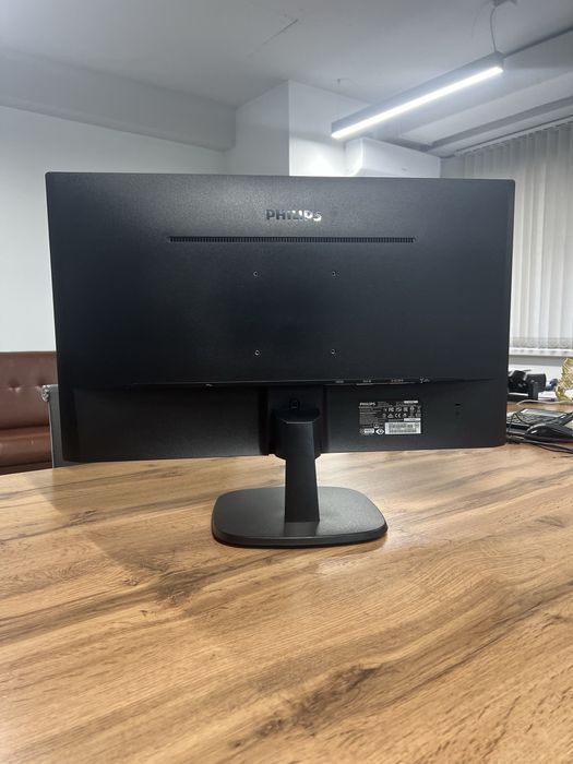 Монитор Philips 27" IPS HDMI Full HD