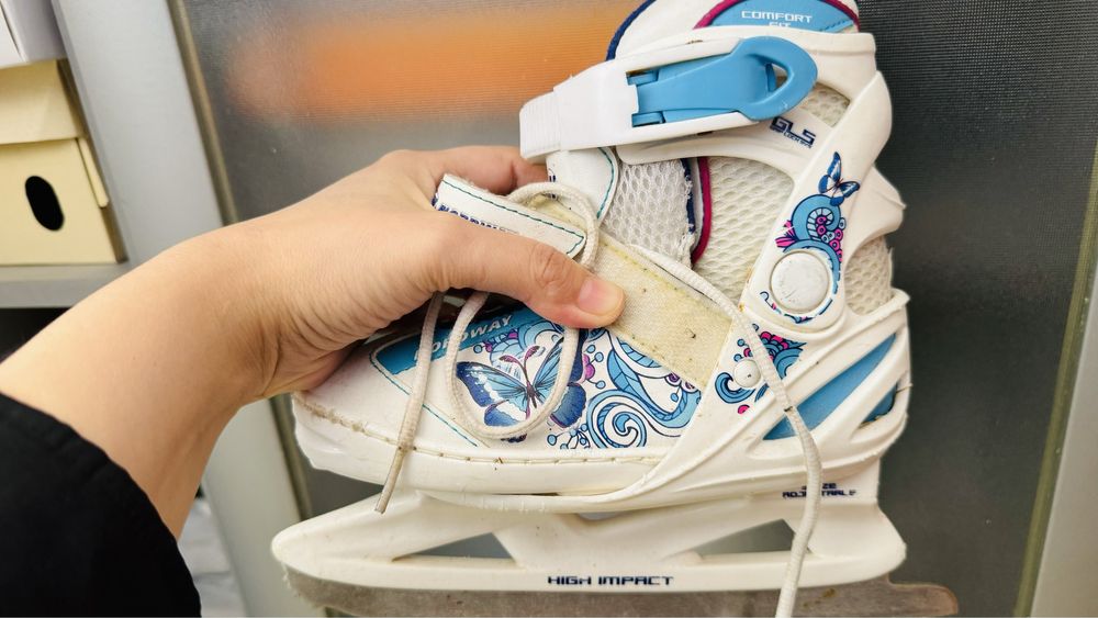 Коньки размер 26-30