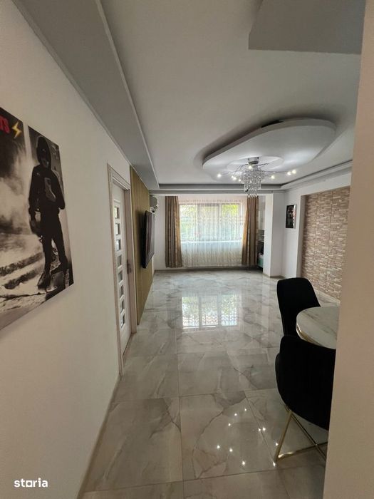 Apartament 3 camere de vanzare | Bucurestii Noi | Metrou Parc Bazilesc — fotografia 3