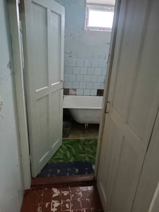 Bekabodda 3xonali kvartira sotiladi