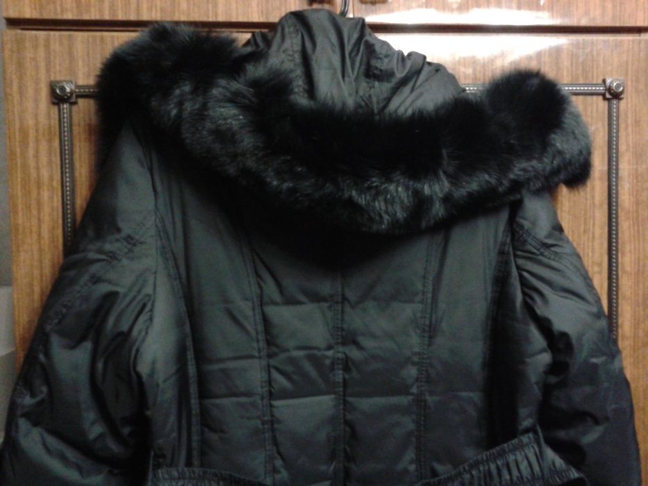 Женское пальто-пуховик