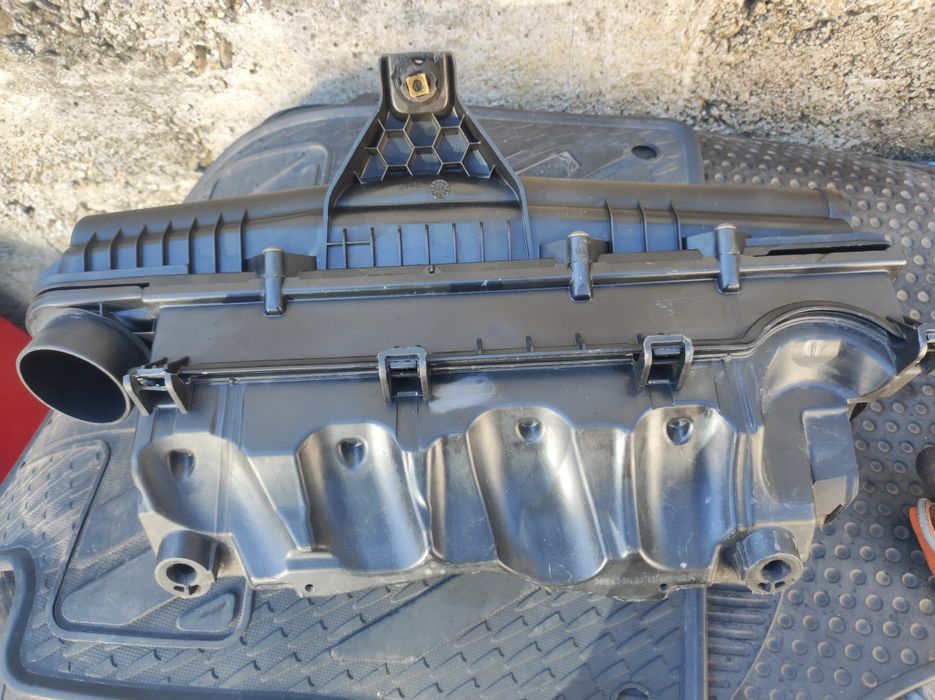 Кутия въздушен филтър за Пежо-207,1.4,16V-95к.с.