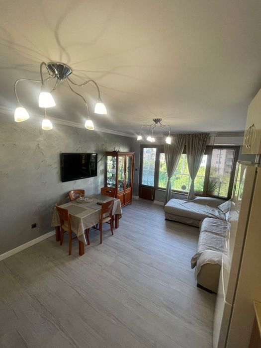 Продава се Тристаен апартамент в Пловдив, Христо Смирненски - 104 кв.м за 1923 €/кв.м - Снимка #6