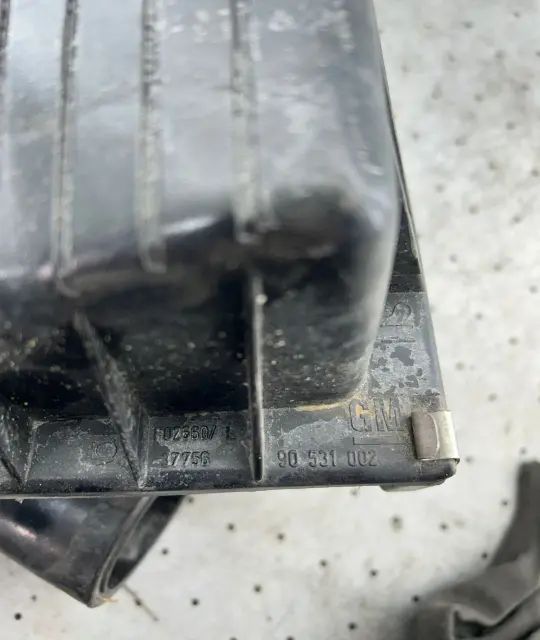 Carcasa filtru aer 90531002 90531002 Opel Astra 2000 1.6 MT (101 hp)