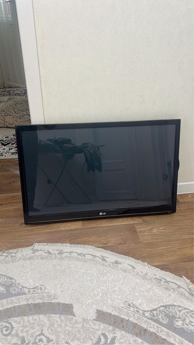 Срочно продам 2 телевизиро.