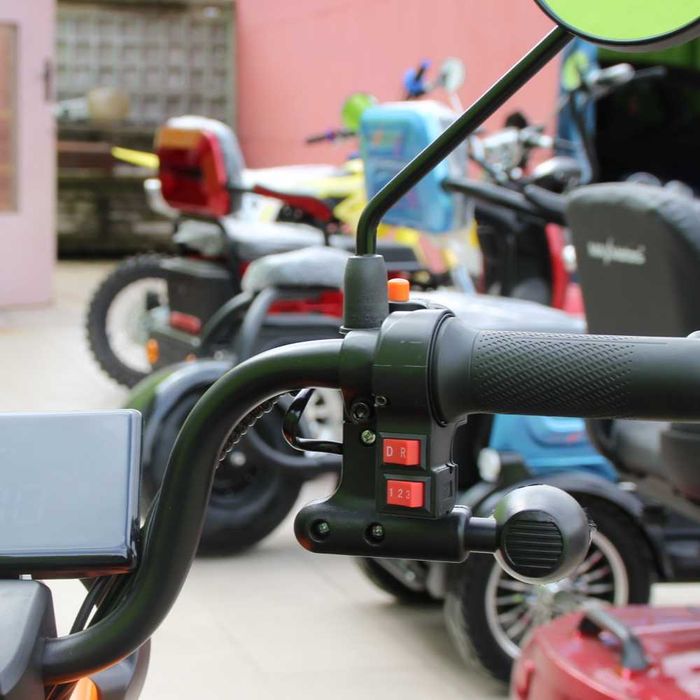 Триместна Електрическа Триколка MaxMotors X1, 1500W, ORANGE