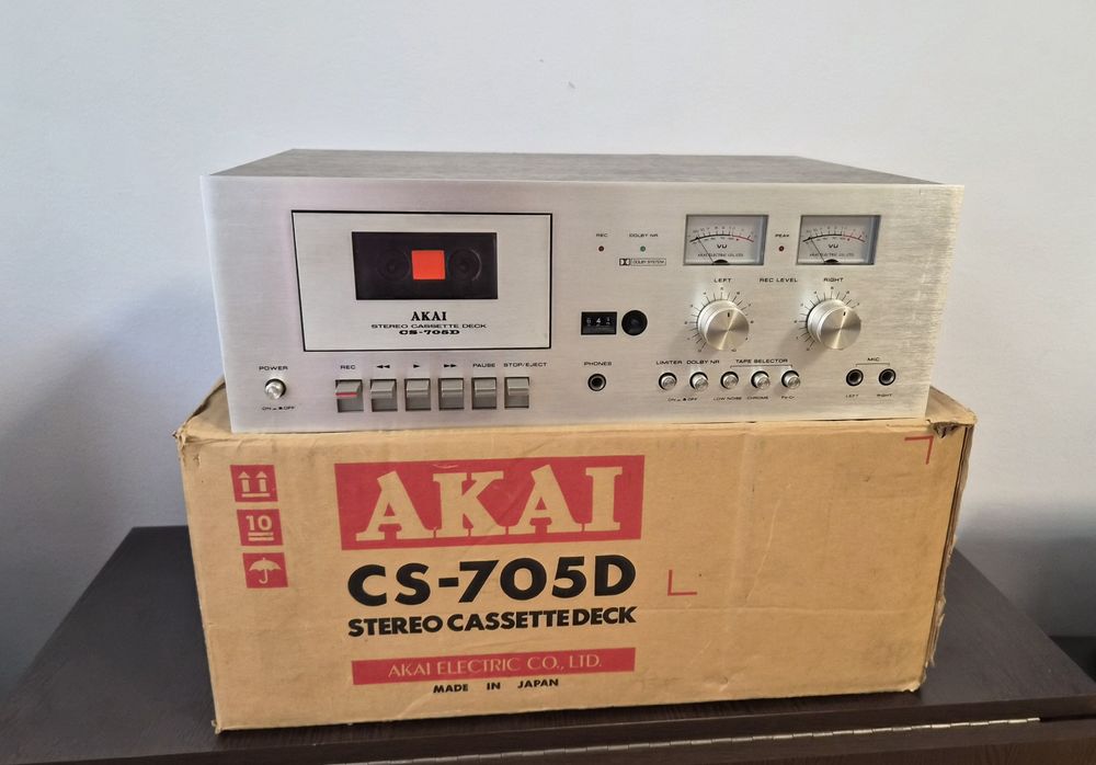 Akai CS-705D deck