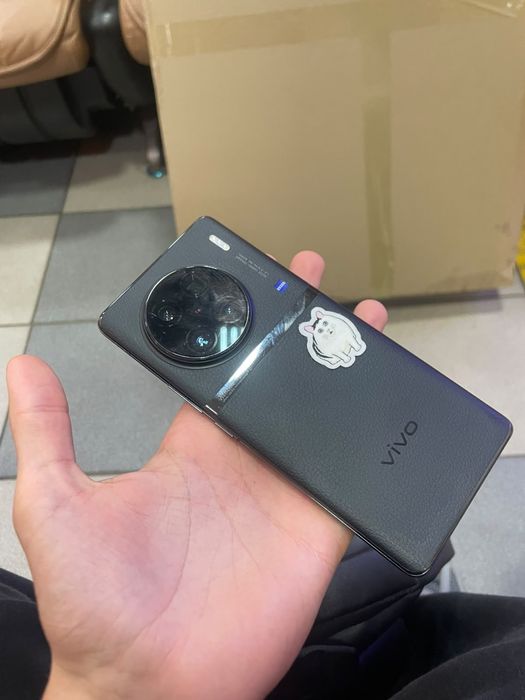 Продажа/обмен Vivo x90 pro+