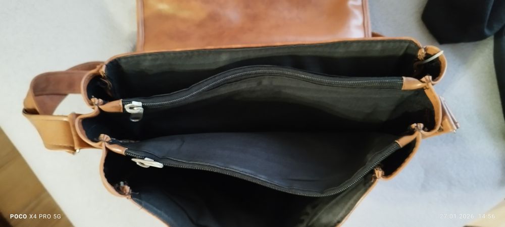 Дамска чанта кожена