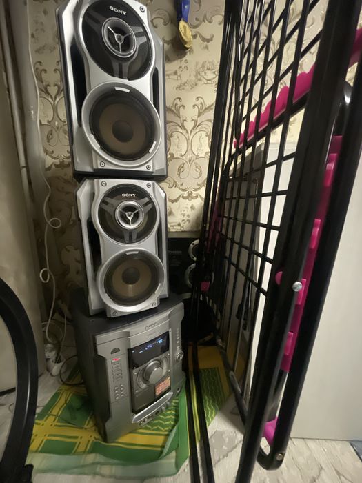 Продаю колонку Sony and Creation