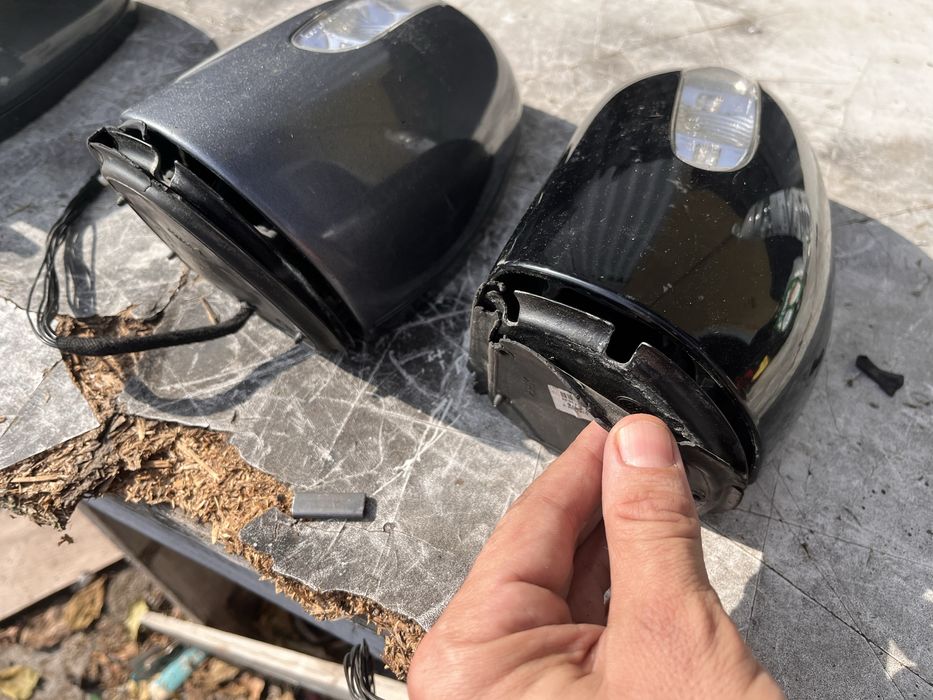 Огледало Mercedes E class W211 / Огледала