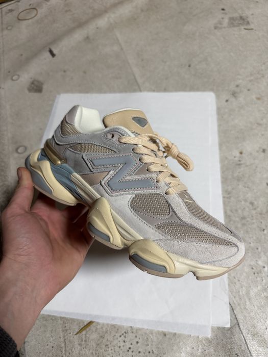 Adidasi New Balance 9060