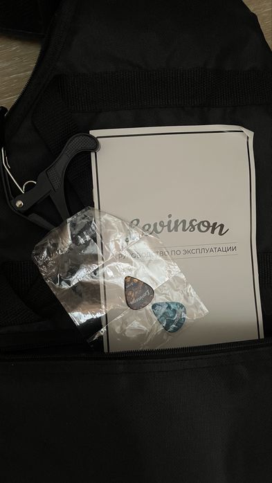 Электрогитара levinson