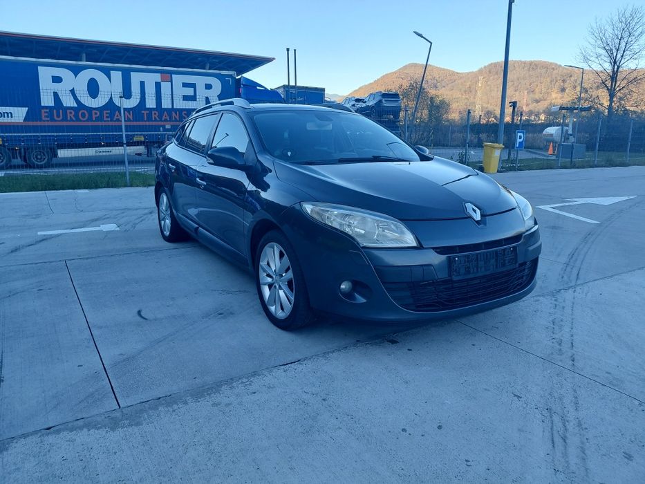 Renault megane 1,9 diesel an 2010 euro 5  full dotarii!!!