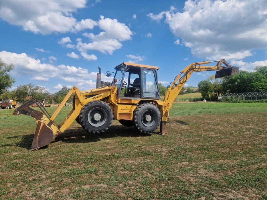Buldoexcavator Benati 2000