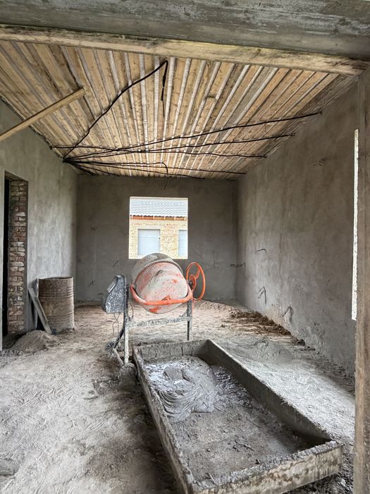 Продам дом из красного кирпича