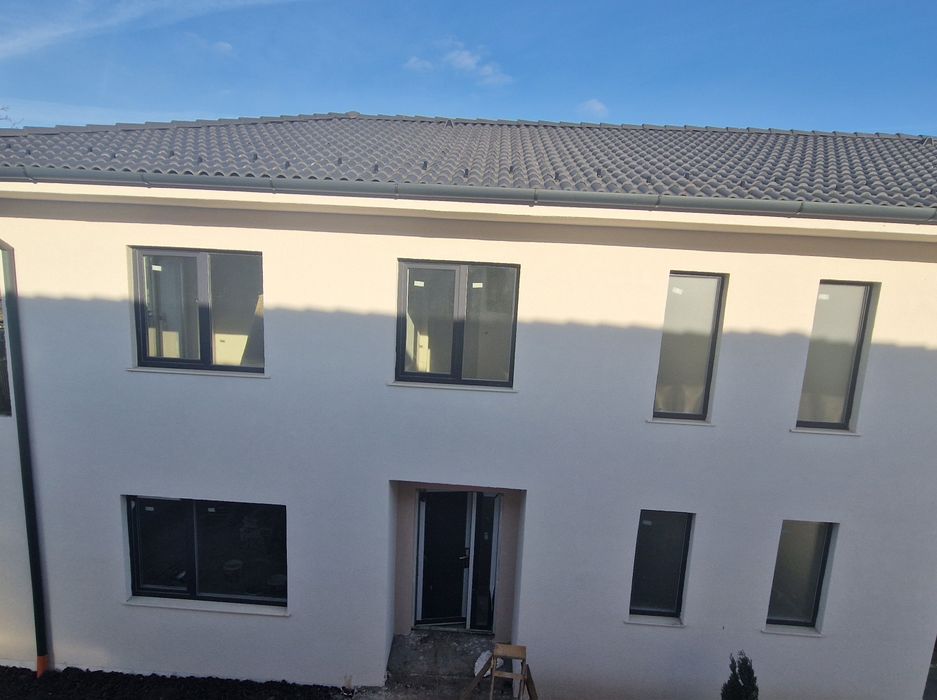 Vand duplex Floresti