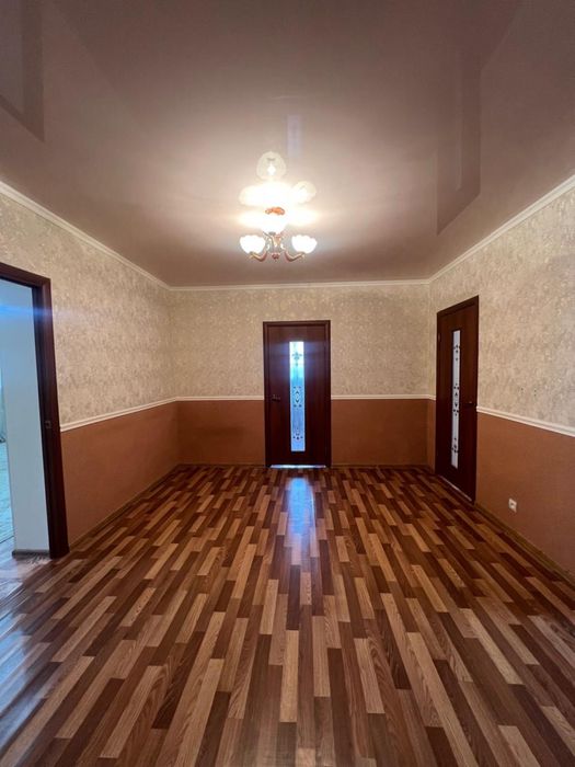Уй сатылады времянкамен бирге