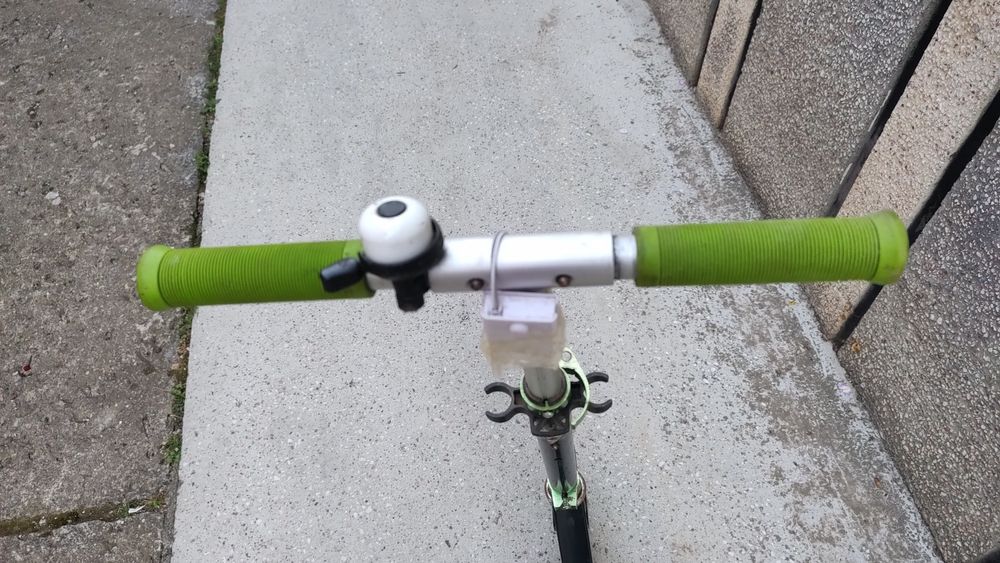 Trotinetă copii, vârsta recomandată 7-14 ani