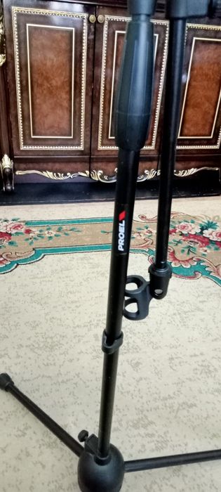 Штатив под микрафон