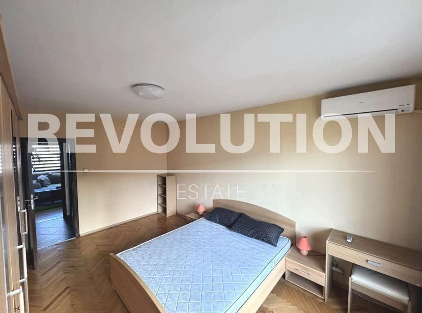 Дава се под наем Тристаен апартамент в Варна, Цветен квартал - 86 кв.м за 797.64 € - Снимка #5