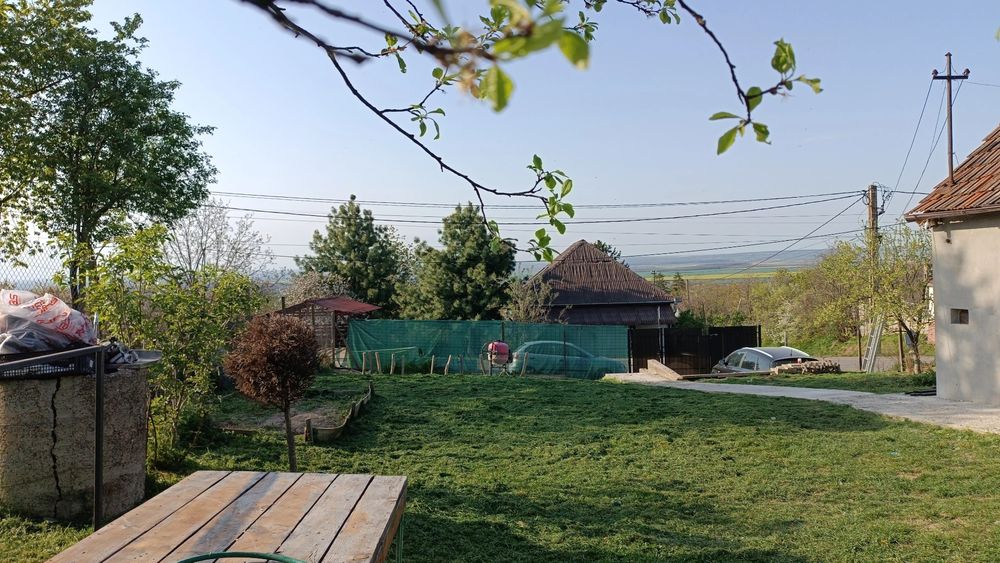 Casă de vânzare aproape de oraș