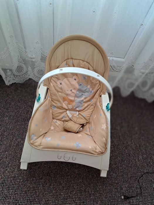 Vând articole bebelusi