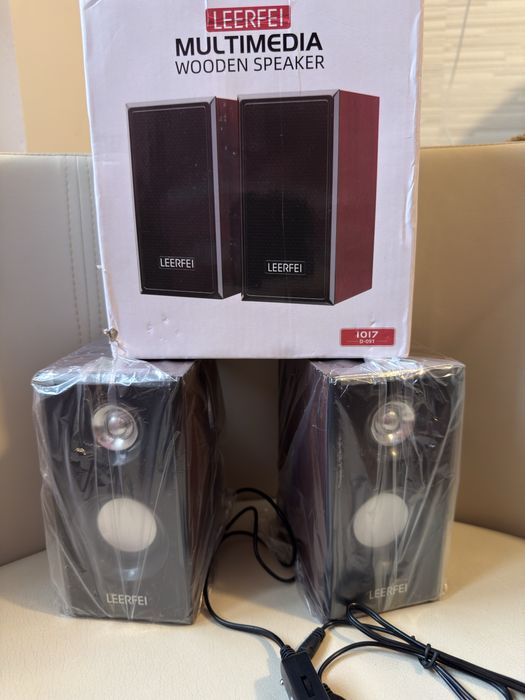 Boxe multimedia din lemn - noi sigilate