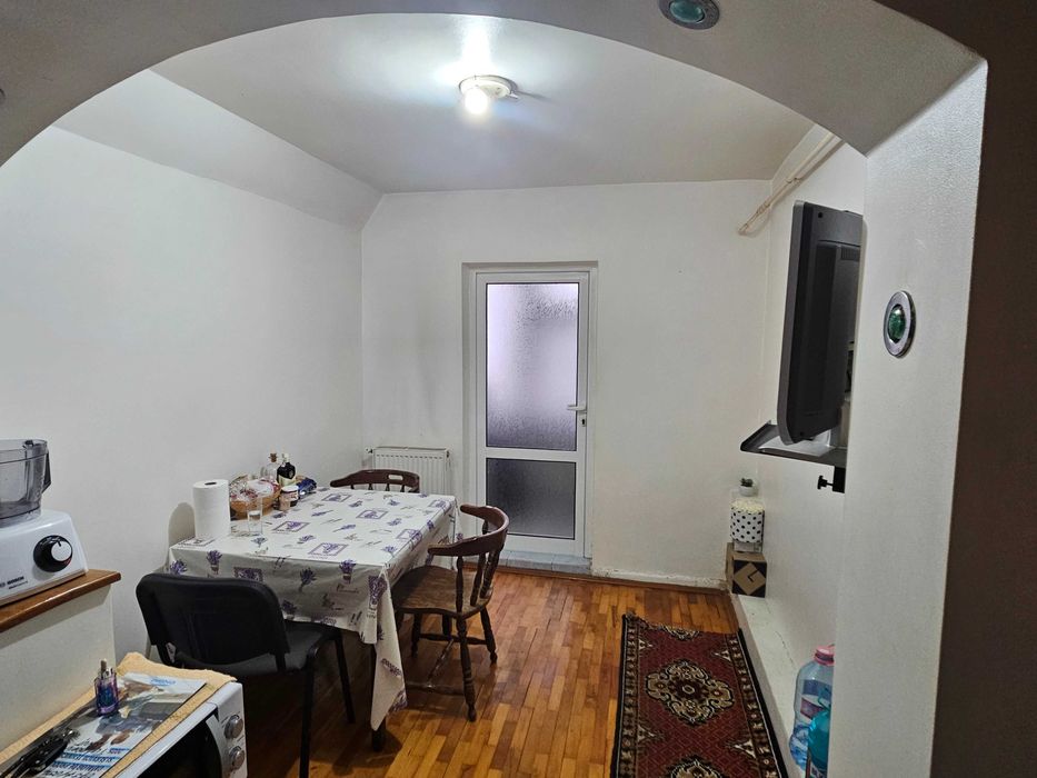 Apartament de închiriat