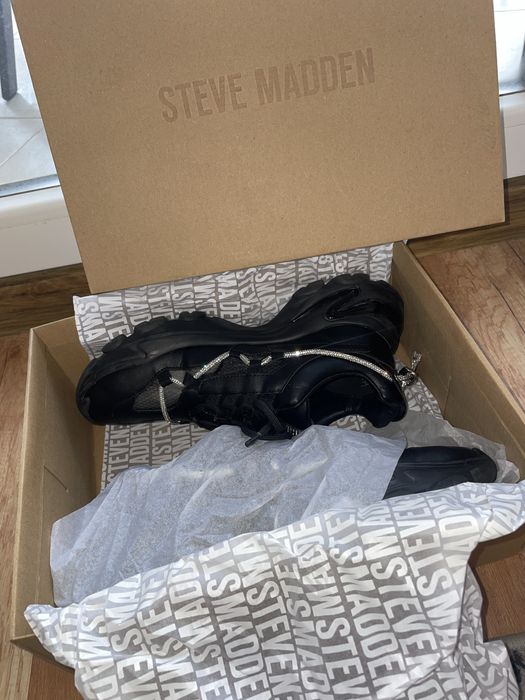 Сникърси Steve Madden