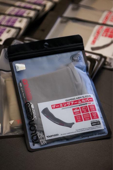 Игровой рукав TALONGAMES RS+ ARM Sleeve