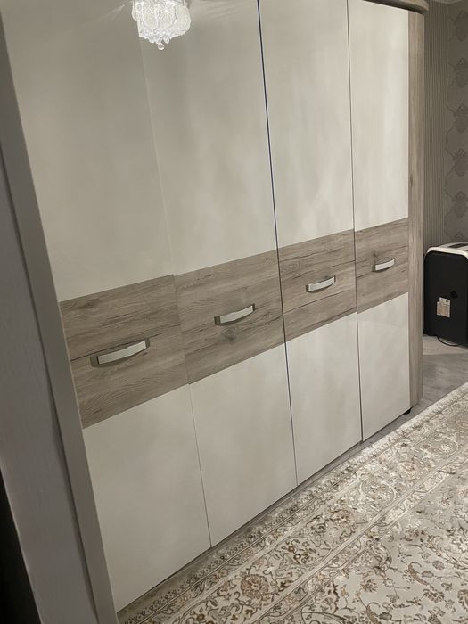 Продам спальный гарнитур