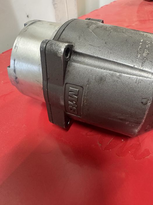 Milwaukee 1/2 гайковерт на части