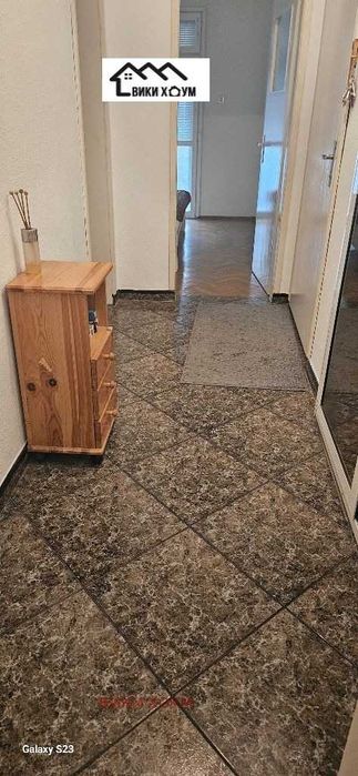 Отдава под наем 2-стаен апартамент, гр.Варна,Спортна Зала