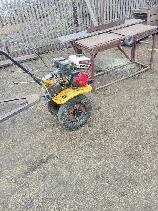 Продам мотоблок с циркуляркой