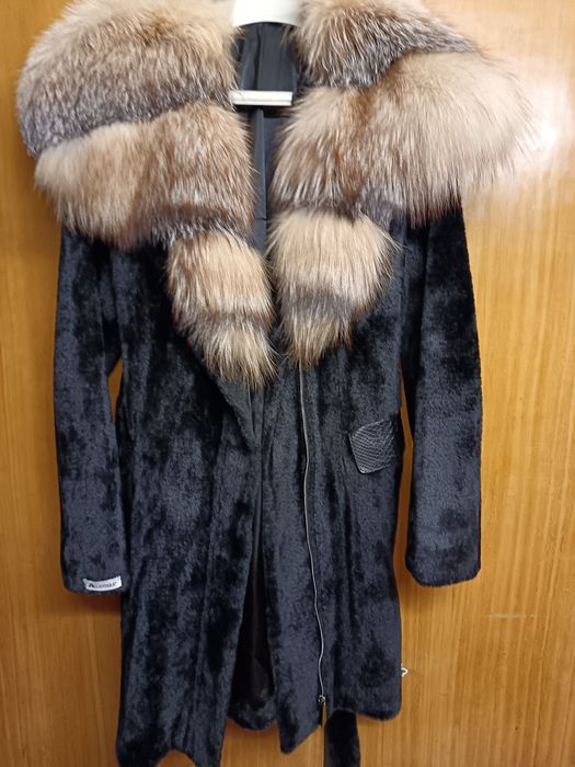 Палто алкантара с лисица естествен косъм