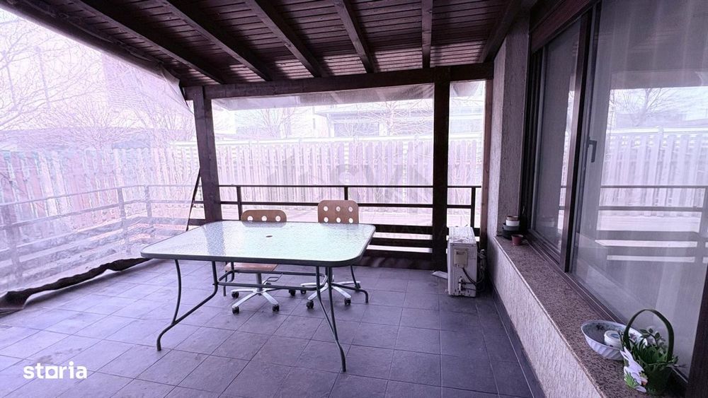 Casa 6 camere cu 3 locuri de parcare in Pipera in spatele Cortina Nort