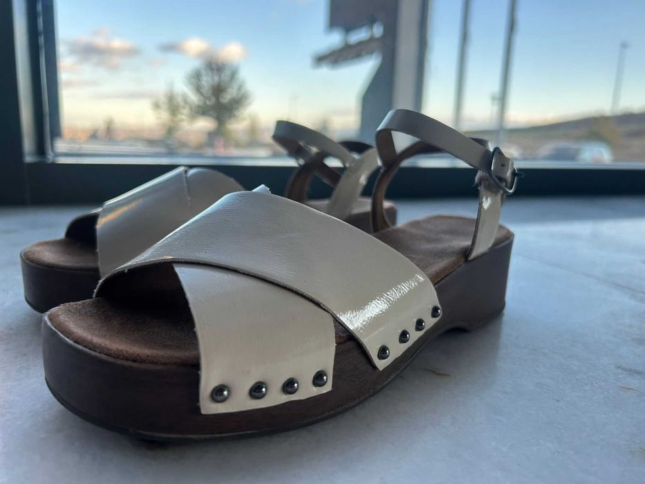 Sandale ZARA fete - clogs