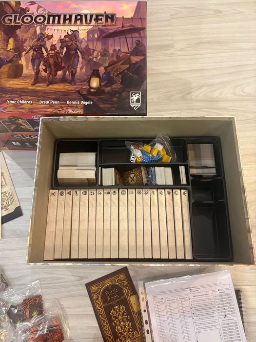 Настолна игра gloomhaven (2nd edition)