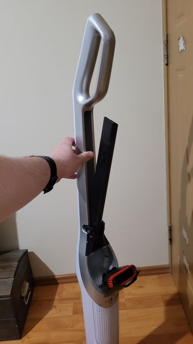 Aspirator Vertical Bosch Flexo BCH3 - doar body-ul -NU AM PERIA DE JOS