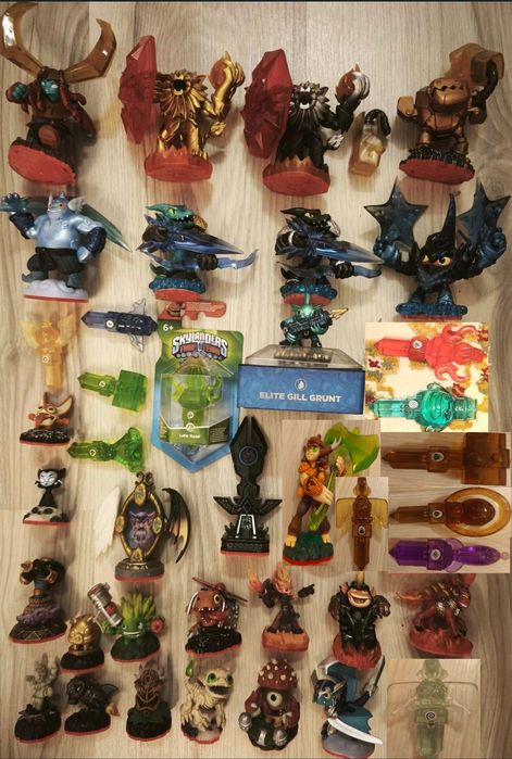 Skylanders la bucata,lot sau schimb aprox 200 figurine, portale,jocuri