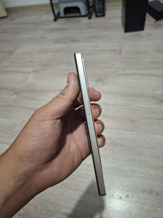 продам Oppo Reno 7