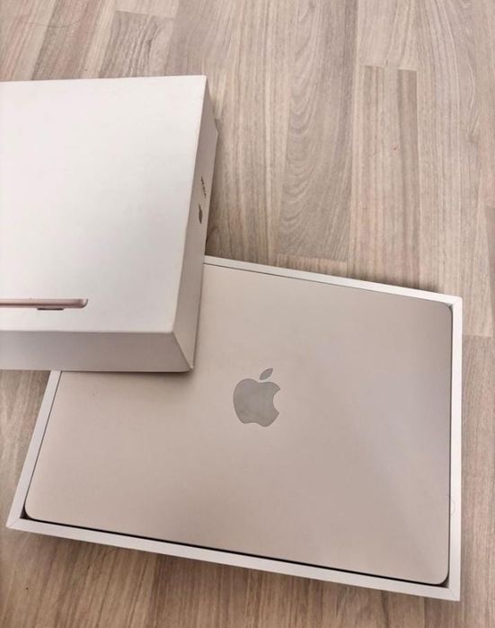 Продам мак бук (  Apple mac book air M2)