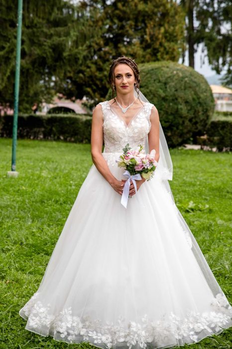Rochie mireasa model 2022 marimea M