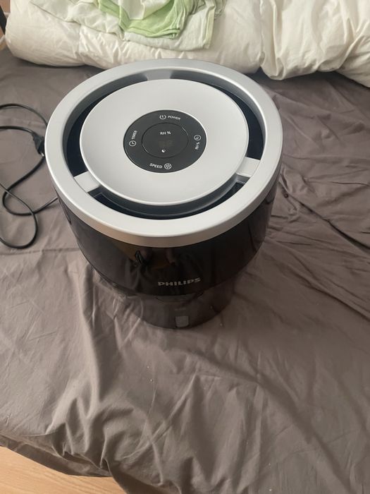 Umidificator aer philips