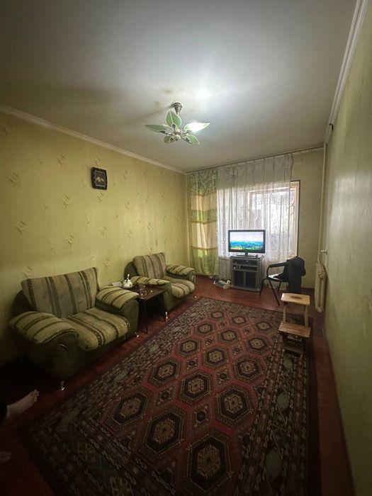 Срочно продается своя 3х ком кв ул Юкора Чирчик. Бектемирский район
