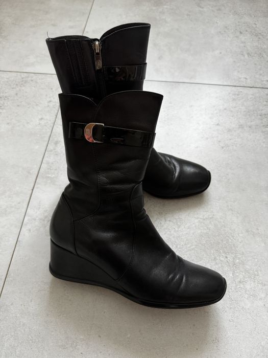 Продам зимние полусапожки Giovanni Fabiani