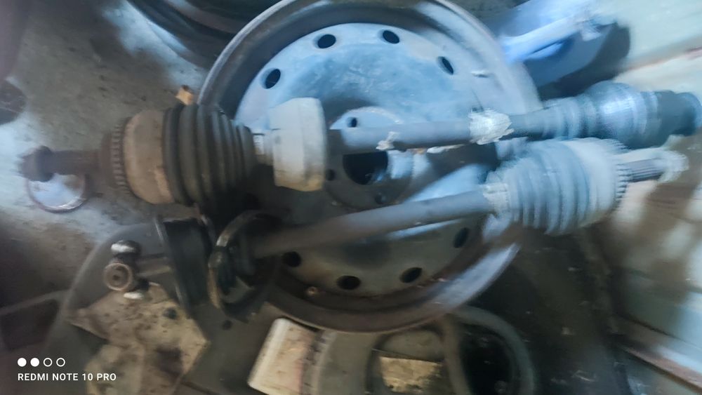 Полуоски за Рено Меган Сценик